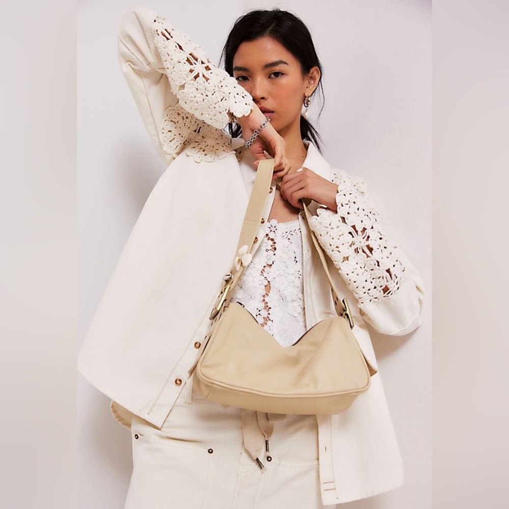 Gorgeous , Free People Over the Arm Candy Bag in sand NWT❤️ - Picture 8 of 8